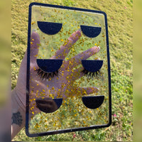 Lash tray